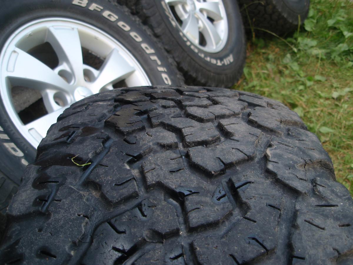 265 75 r16. At 265/75 r16. 265/75 R16 Escudo. Bridgestone at 265/75 r16. Sl325 265/75 r16.